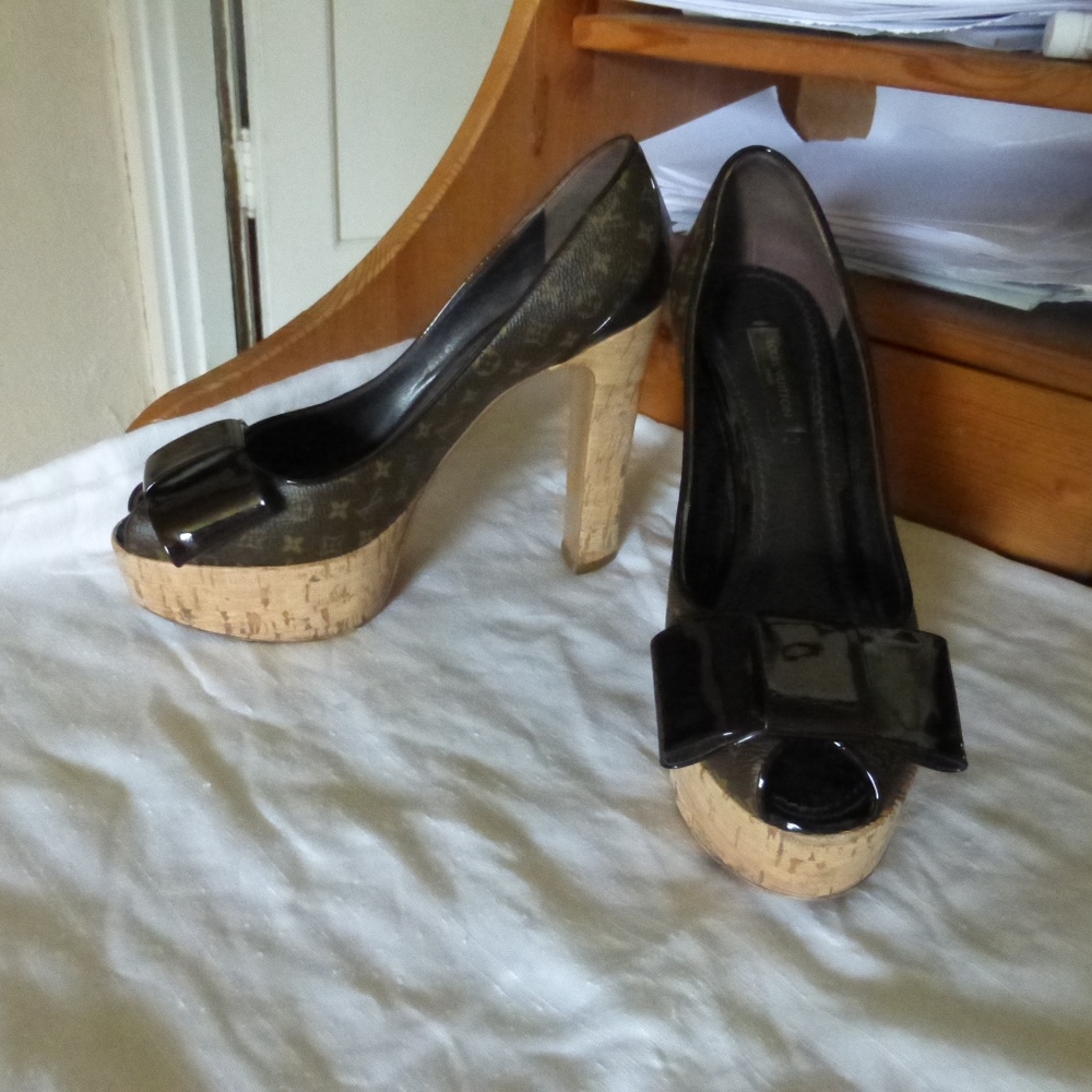 LOUIS VUITTON RIVOLI PLATFORMS PUMPS 35.5 ITALY - Picture 2 of 8